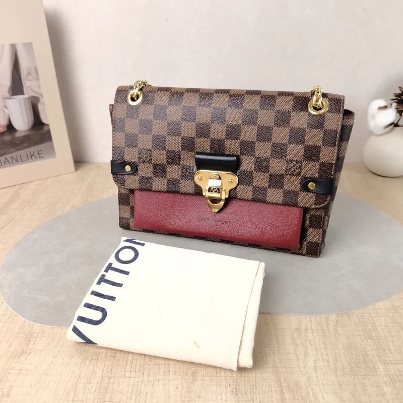 Louis Vuitton Shoulder Bag VAVIN Red · PVC Small 25 × 9.5 × 17 cm — cover view 5 of 6