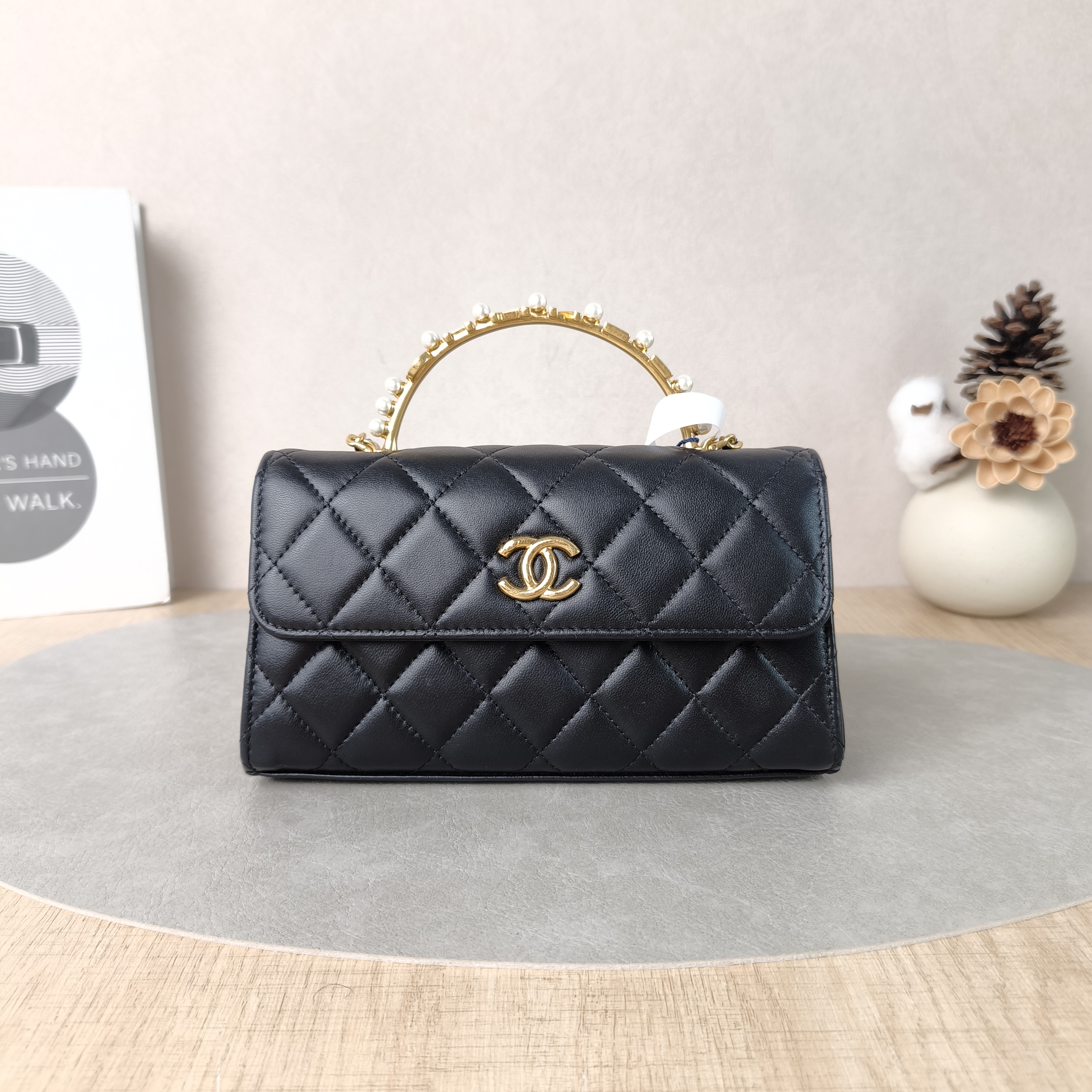 Chanel Crossbody Bag Pearl kelly Black SL ambskinmini19 × 4.5 × 10.5 cm