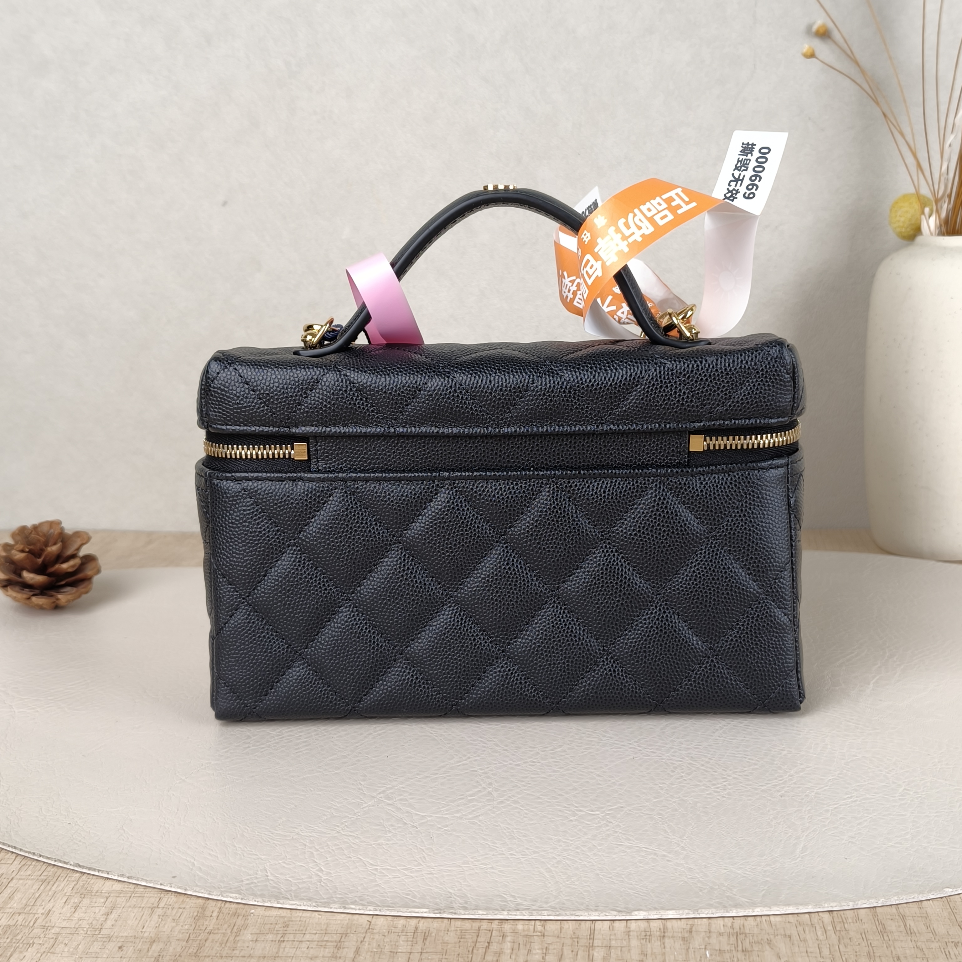 Chanel Top Handle Bag lp Black Grained Calfskin One Size19.5 × 5 × 17 cm — cover view 3 of 5