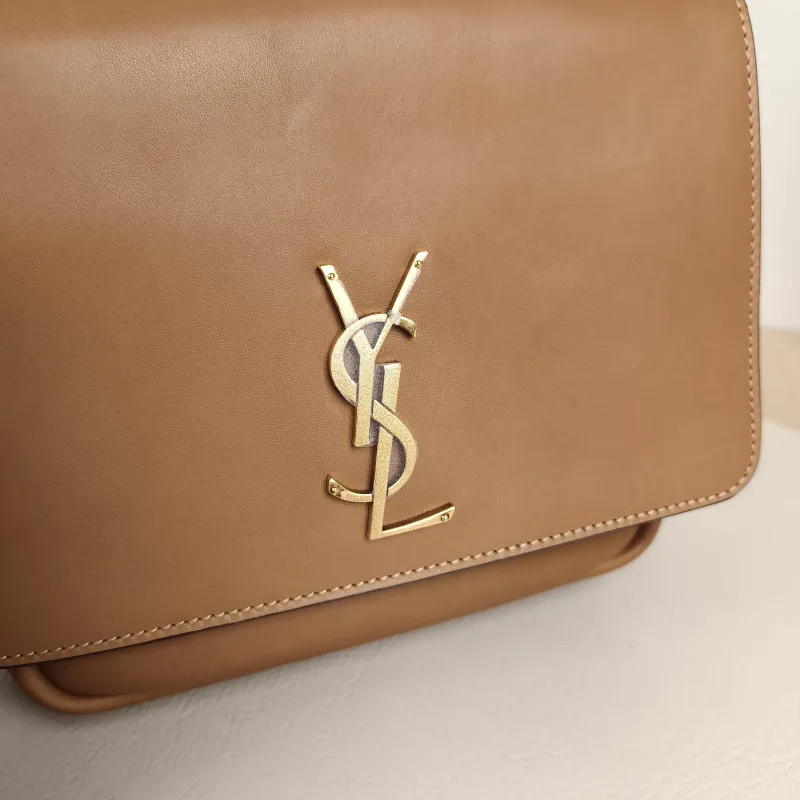 SAINT LAURENT Crossbody Bag Niki Besace Messenger Bag Caramel Calfskin Small 21.5 × 9.5 × 16 cm — detail view 2 of 12