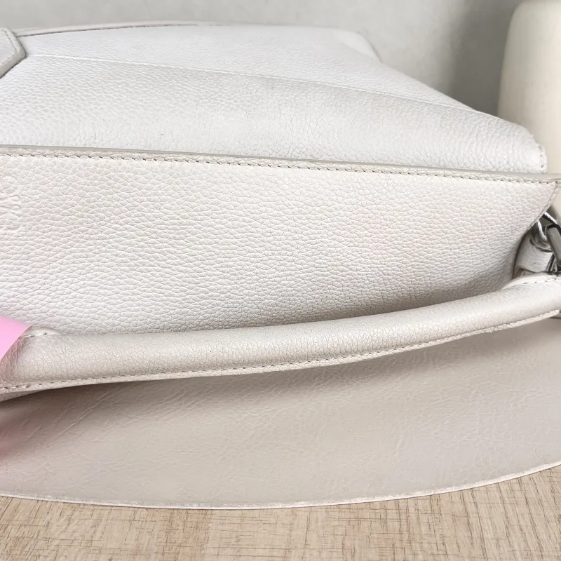 LOEWE Crossbody Bag Puzzle White CC alfskin Small 24 × 10.5 × 16.5 cm — detail view 9 of 11