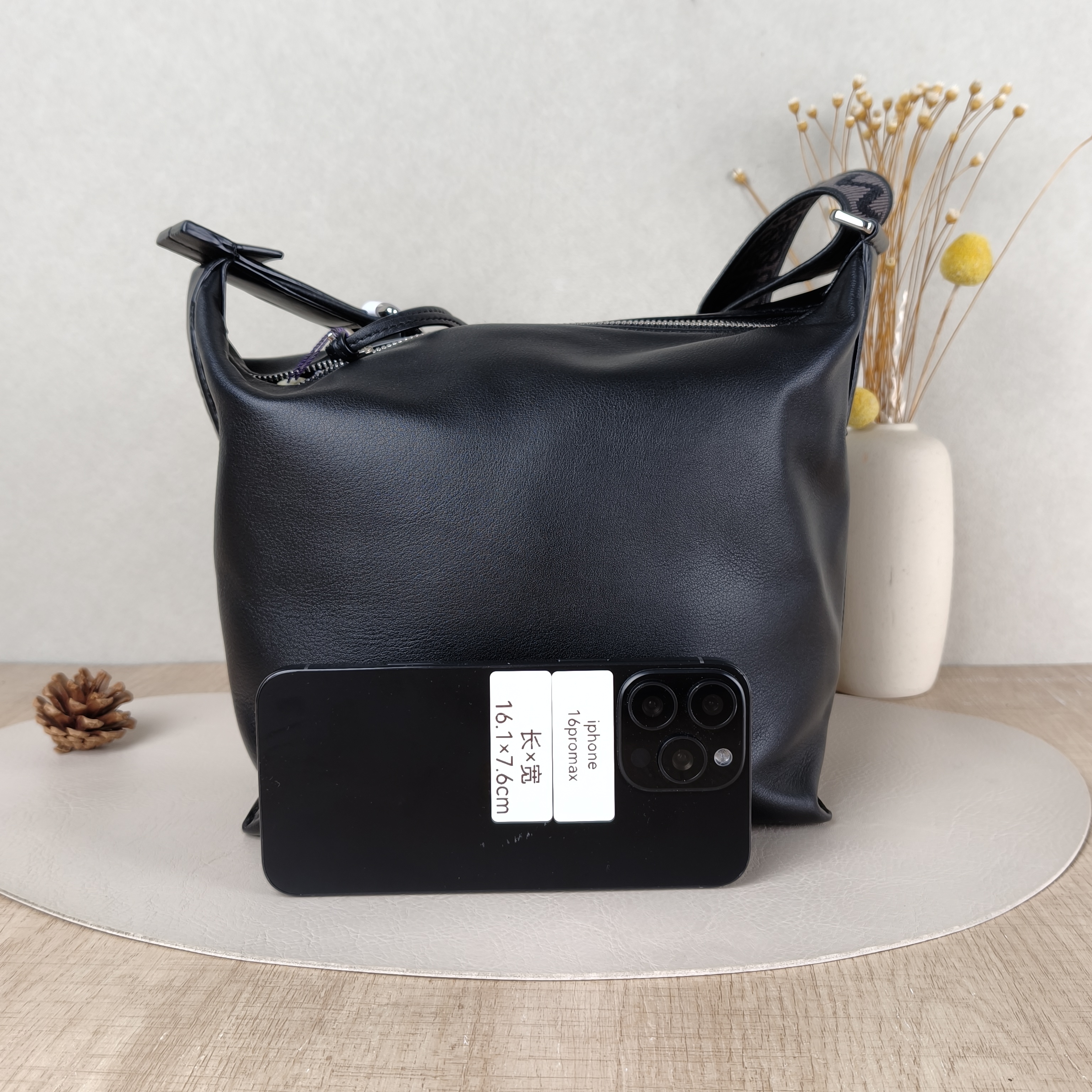 LOEWE Crossbody Bagcubi Crossbody Bag Black Calfskin Small29.5 × 10 × 22 cm — cover view 3 of 5
