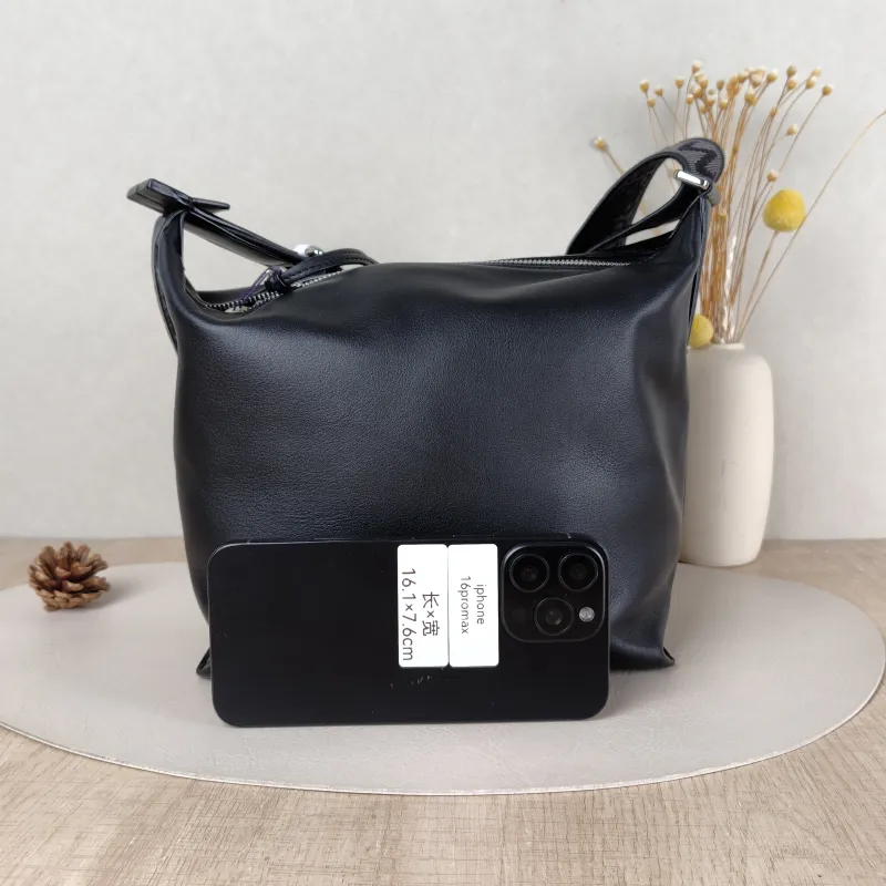 LOEWE Crossbody Bagcubi Crossbody Bag Black Calfskin Small29.5 × 10 × 22 cm — cover view 3 of 5