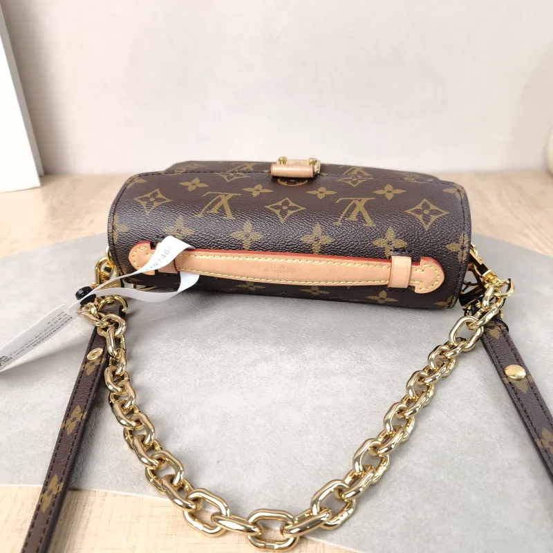 Louis Vuitton Crossbody Bag Monogram PVC Small 21.5 × 6 × 13.5 cm — detail view 4 of 14