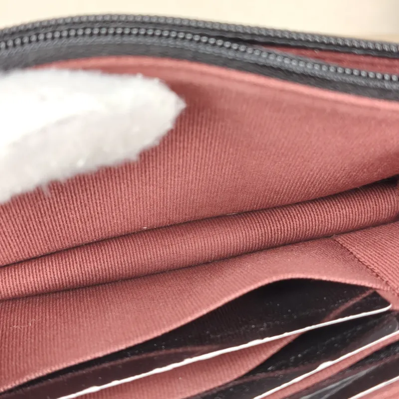 Chanel Crossbody Bag22b woc Black Lambskin15.5 × 4.5 × 11 cm — detail view 6 of 12