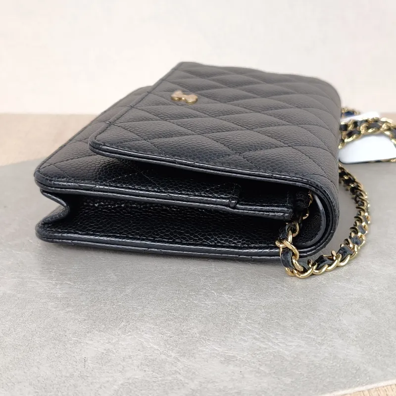 Chanel Crossbody Bag Classic Flap WOC CF WOCWOC Bag Black Grained Calfskin Mini 19.2 × 3.5 × 12.3 cm — detail view 4 of 11
