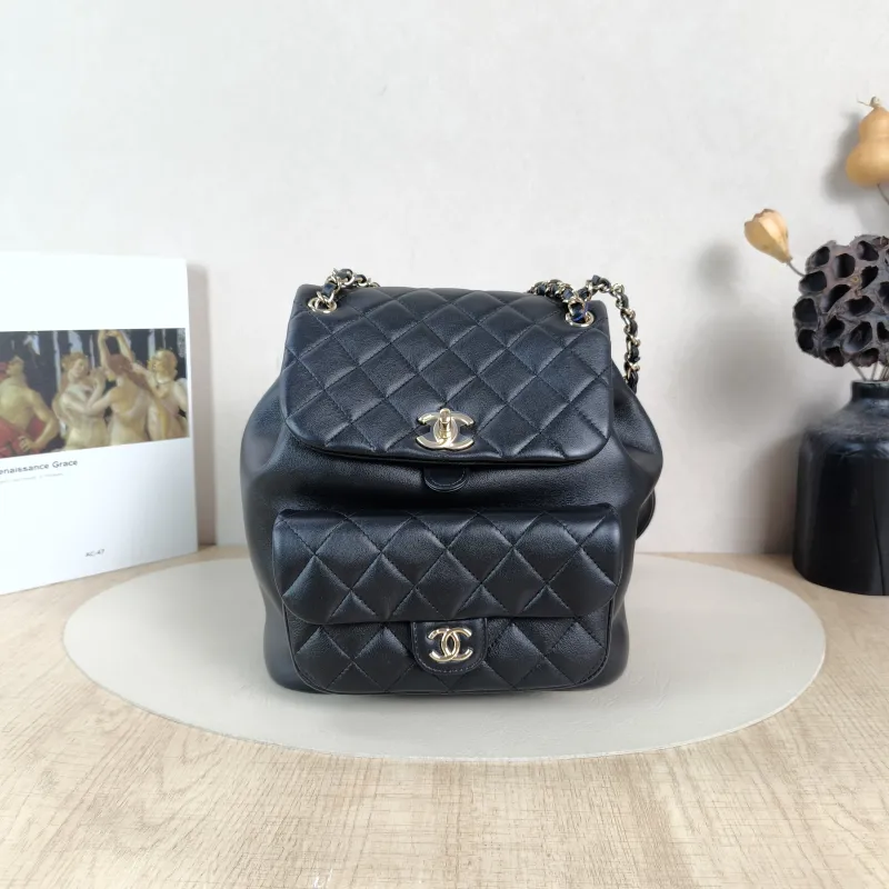 Chanel Backpack Duma Black Calfskin Large21 × 13 × 23 cm