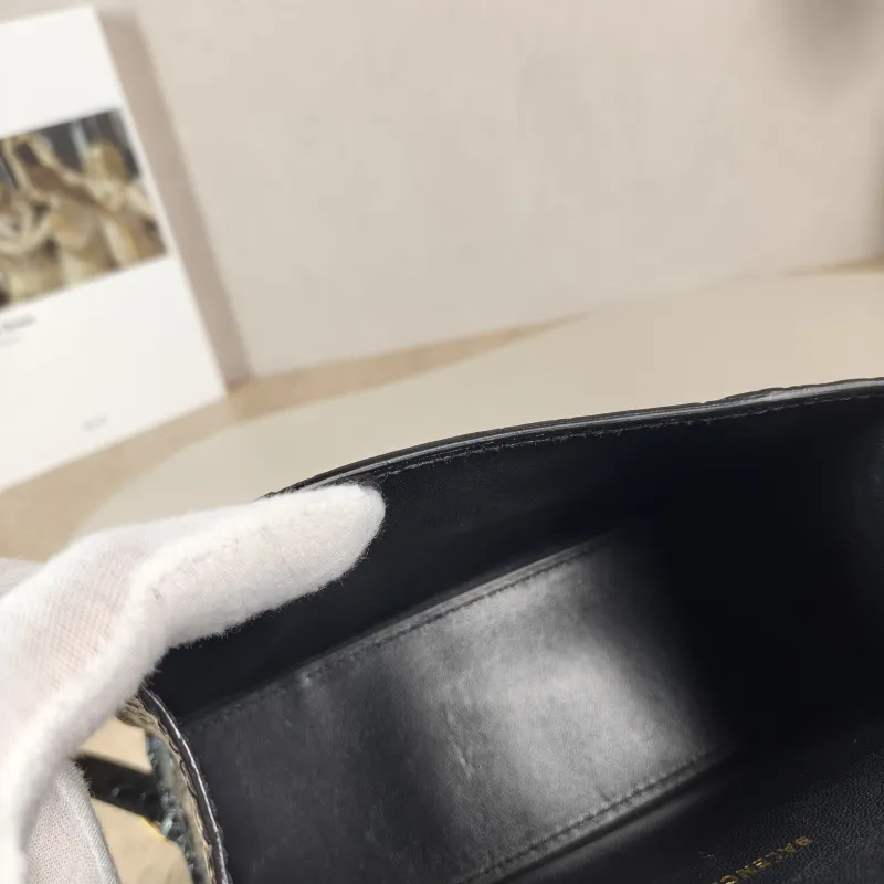 BALENCIAGA Crossbody Bag Hourglass Hourglass Bag Black CC alfskin Mini 19 × 8 × 13 cm — detail view 8 of 13