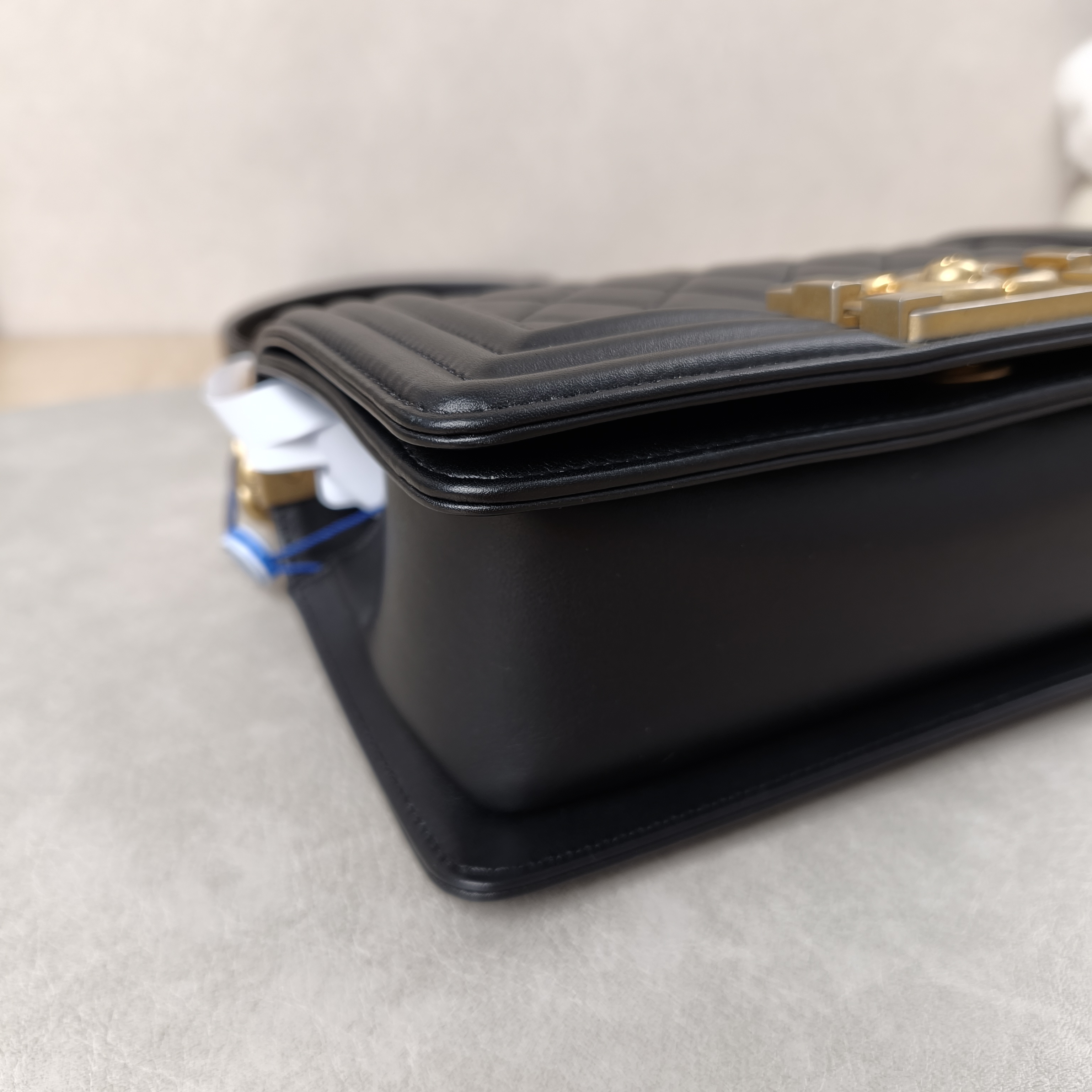 Chanel Crossbody Bag Le BoyBlack Calfskin Small20.5 × 8.5 × 12 cm — cover view 9 of 11