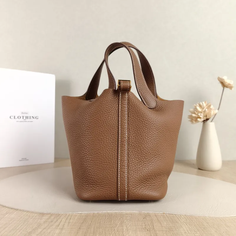Hermès Top Handle Bag Picotin Lock 18 18 TC Calfskin Small 18 × 13 × 19 cm B
