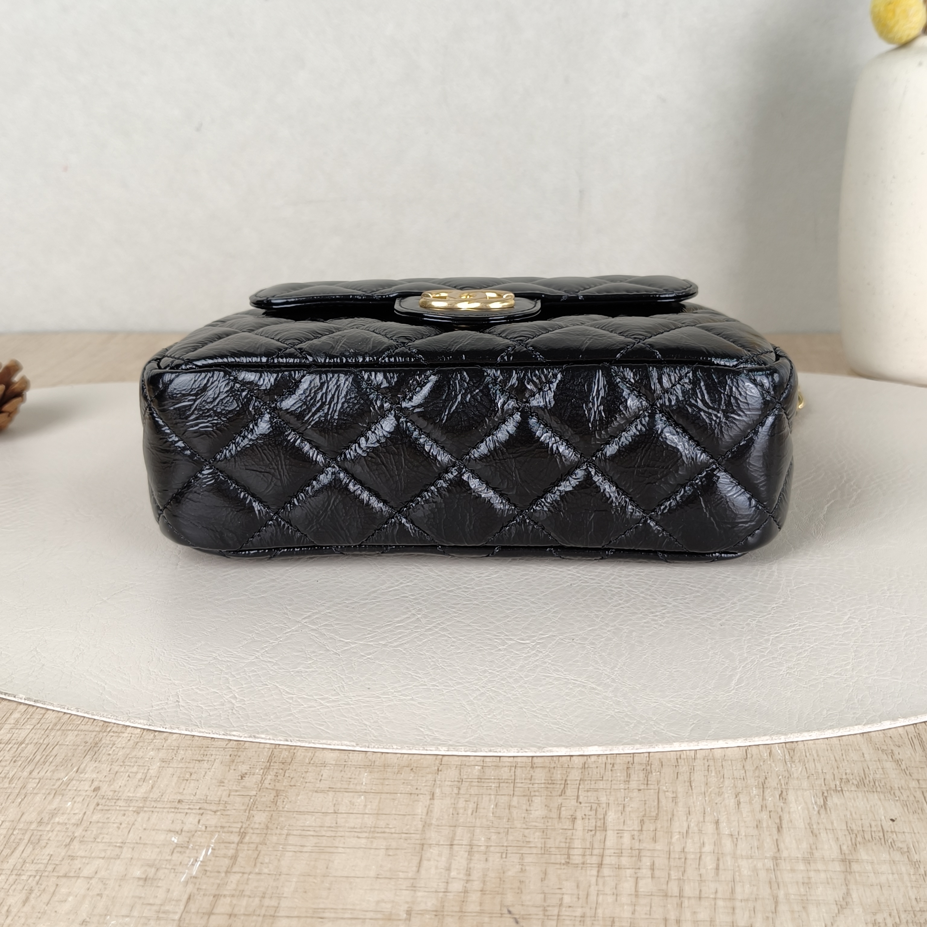 Chanel Crossbody Bag23p hobo Black Waxed Leather Small19 × 6 × 17 cm — cover view 5 of 5