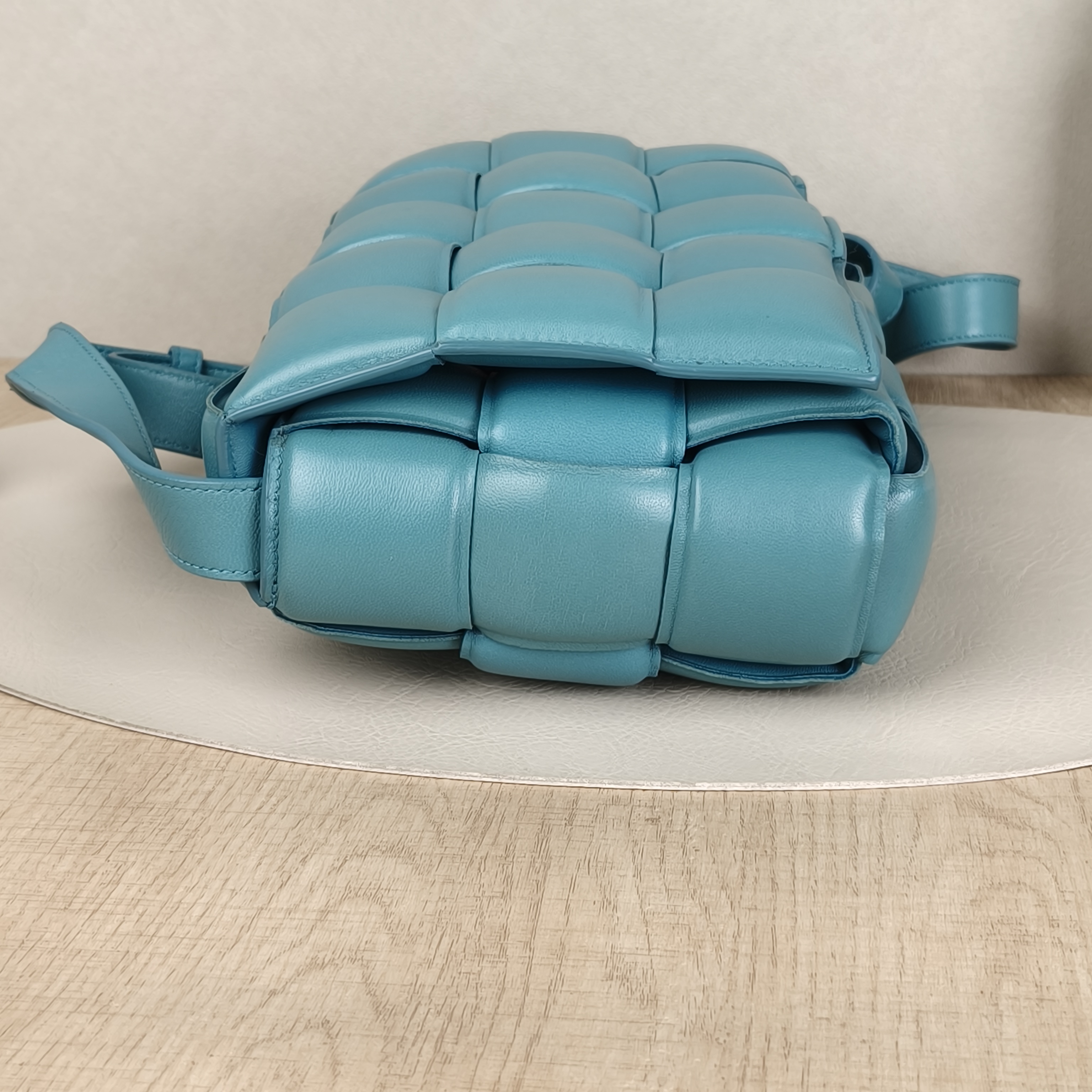 Bottega Veneta Crossbody Bag Cassette Woven Blue Lambskin 25 × 5.5 × 14.5 cm — cover view 3 of 9