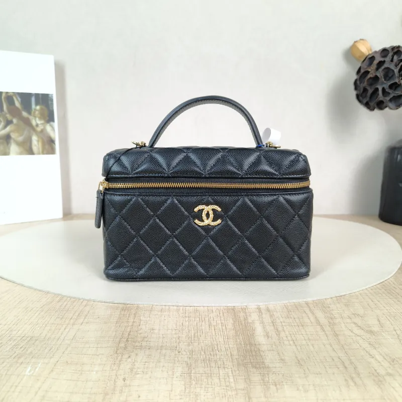 Chanel Crossbody Bag lp Box Bag Top Handle Crossbody Bag Black Grained Calfskin 19.5 × 5 × 12 cm