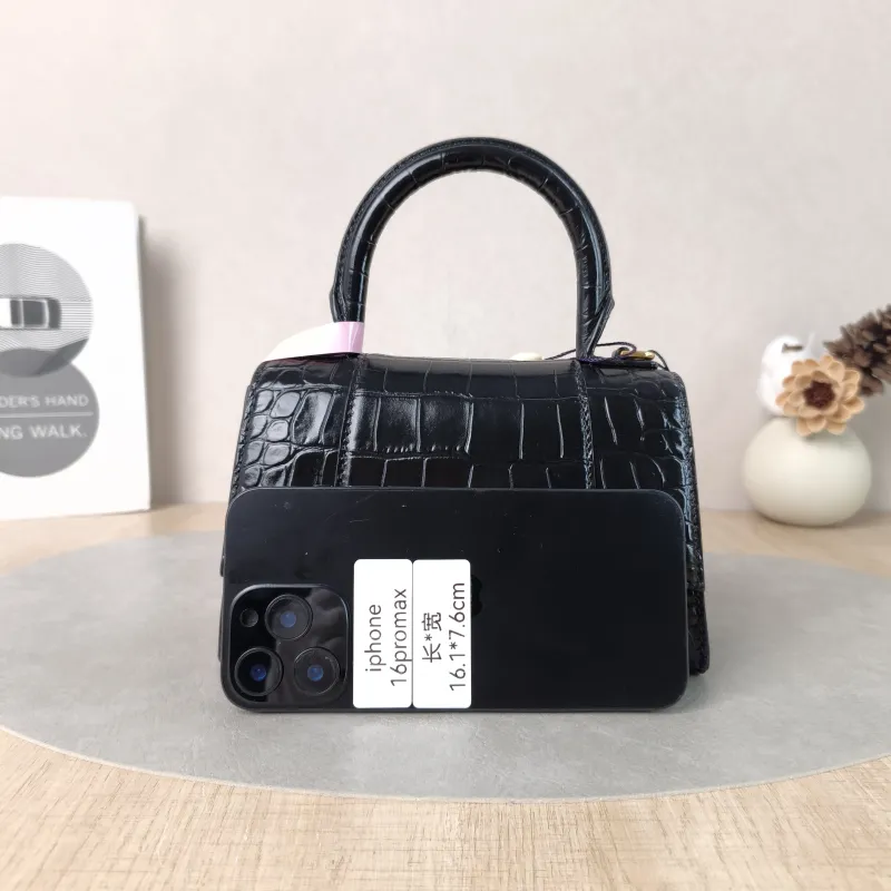 BALENCIAGA Crossbody Bag Hourglass Hourglass Bag Black CC alfskinmini19 × 8 × 13 cm — cover view 5 of 5