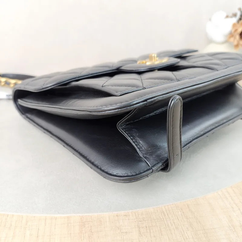 Chanel Crossbody Bag Backpack Black Calfskin One Size25 × 6 × 22 cm — detail view 4 of 13