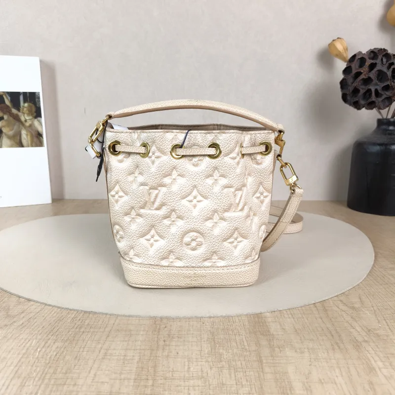 Louis Vuitton Shoulder Bag Petit Noé Bucket Bag Vintage Small 24 × 18 × 27 cm — cover view 6 of 6