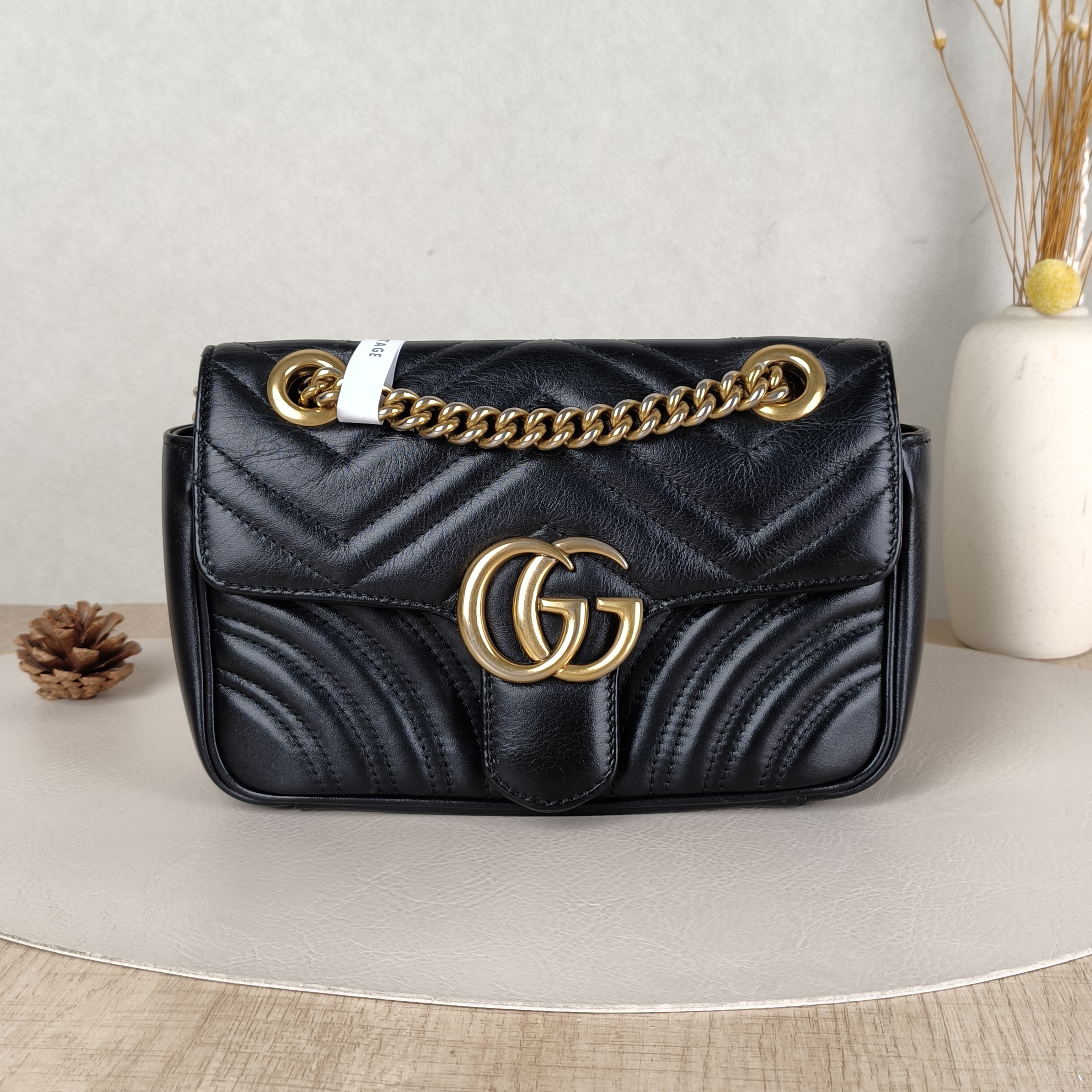 GUCCI Crossbody Bag GG Marmont Small Marmont 22Black CC alfskin Small22 × 6 × 13 cm