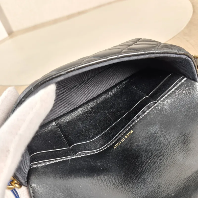 Chanel Crossbody Bag C logo Crossbody Bag Black with Gold-Tone Hardware Lambskin One Size 17 × 4 × 10 cm — detail view 10 of 11