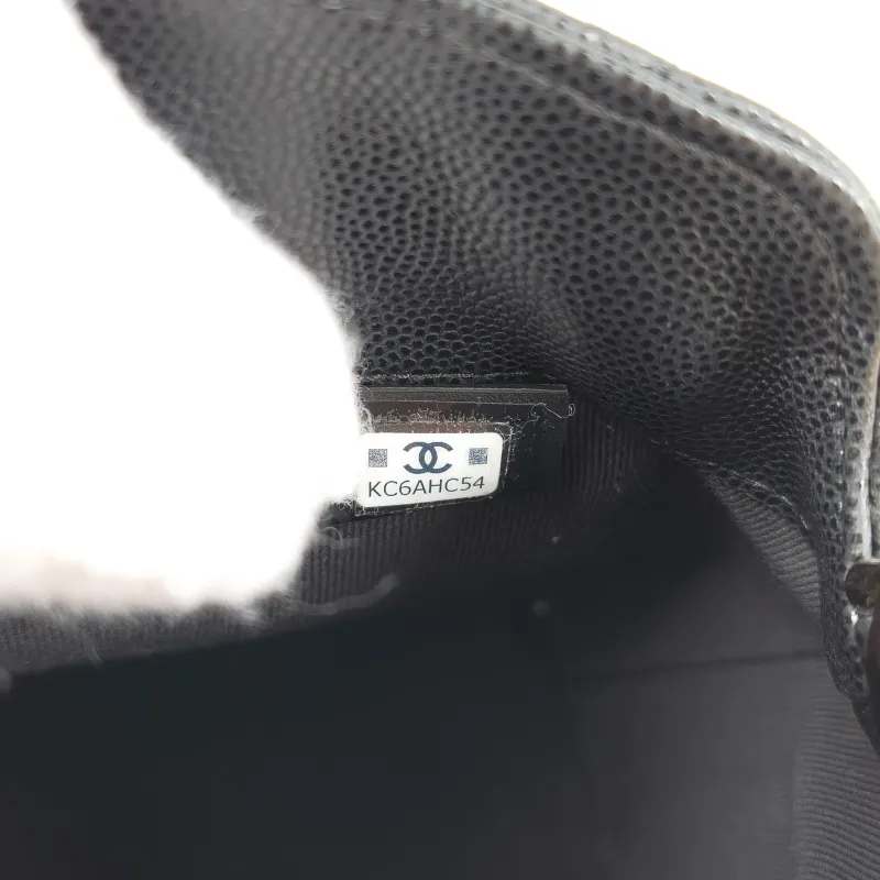 Chanel Crossbody Bag Crossbody Bag Black Calfskin One Size 18 × 7 × 13.5 cm — detail view 7 of 12