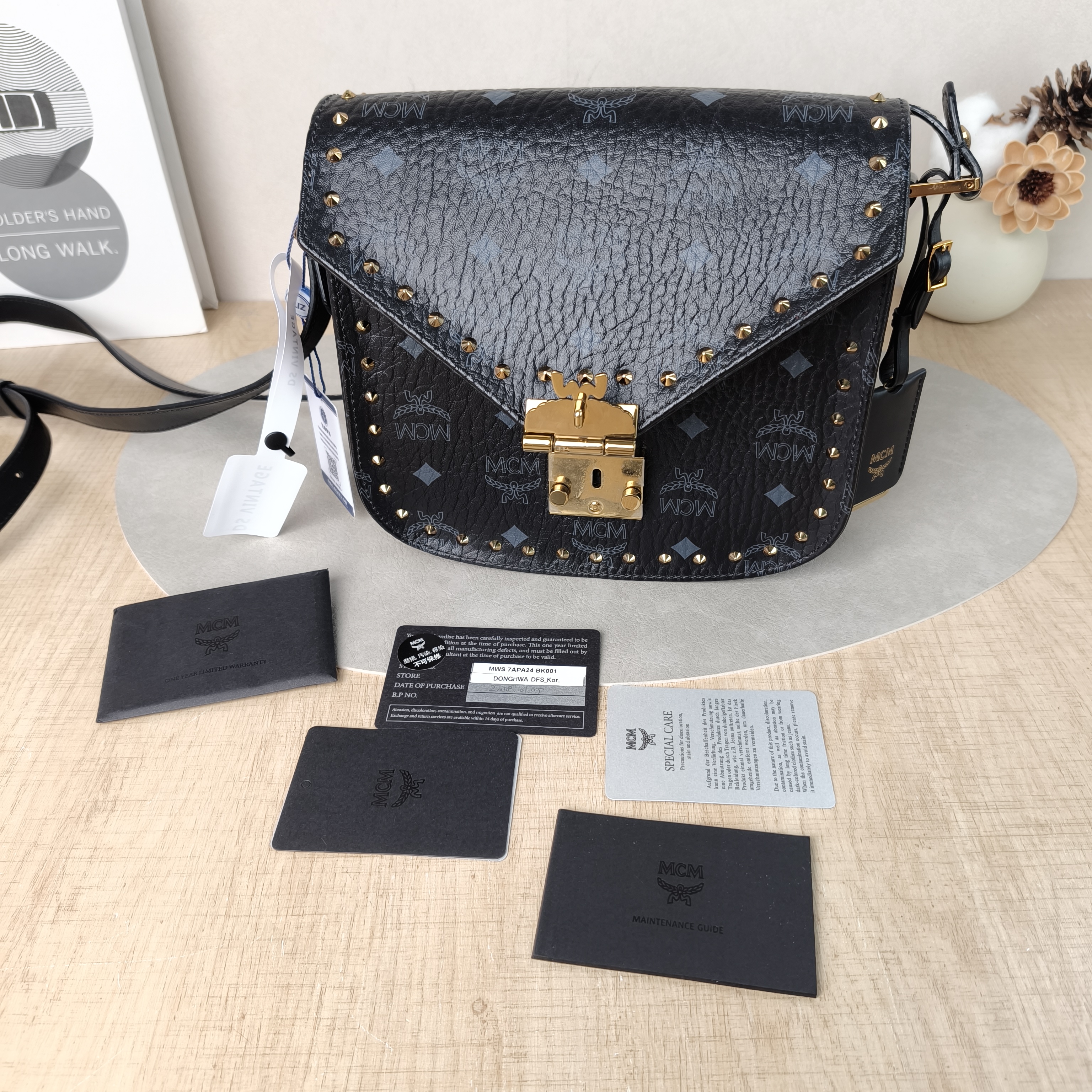MCM Crossbody Bag Crossbody Bag Black One Size20.5 × 8 × 18 cm — cover view 4 of 6