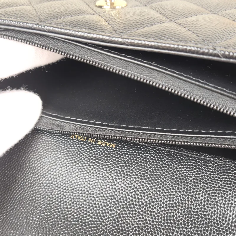 Chanel Crossbody Bag Black Grained Calfskin One Size19 × 7 × 11.5 cm — detail view 1 of 12