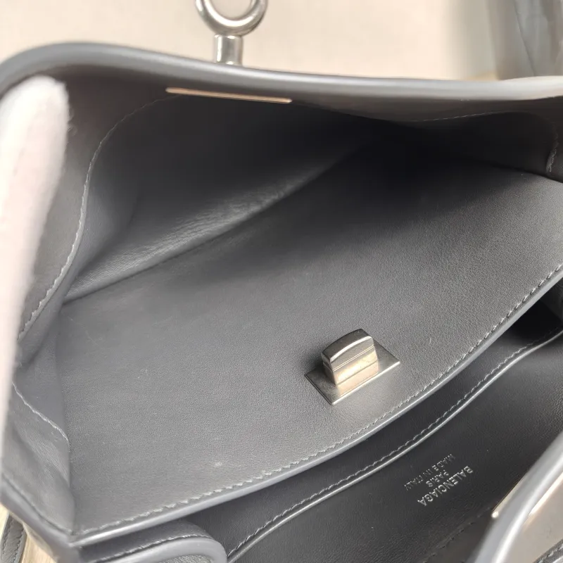 BALENCIAGA Crossbody Bag RODEO Grey Calfskinmini23 × 10 × 17 cm — detail view 1 of 13