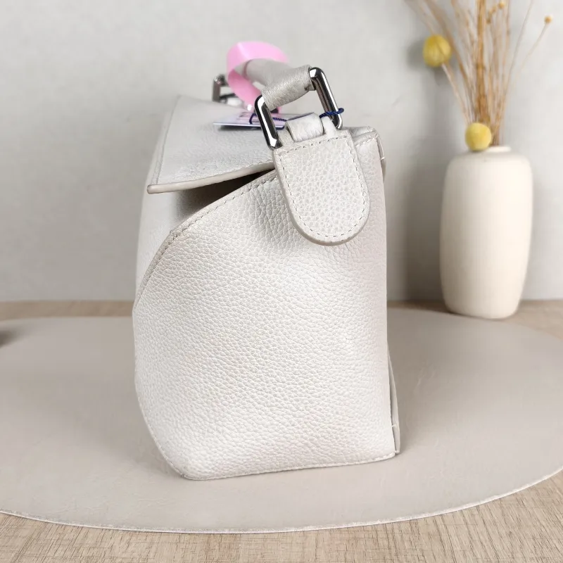 LOEWE Crossbody Bag Puzzle White CC alfskin Small 24 × 10.5 × 16.5 cm — detail view 11 of 11