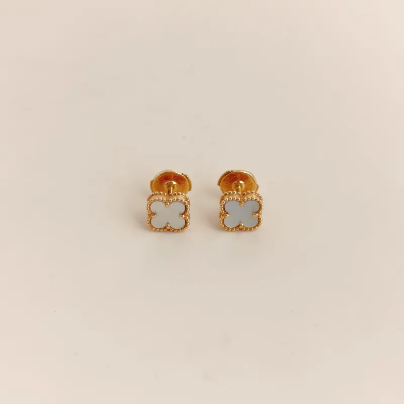 Van Cleef & Arpels Earrings Alhambra Alhambra Collection Earrings Pearl · White Mother-of-Pearl18KY ellow Gold Sweet Mini