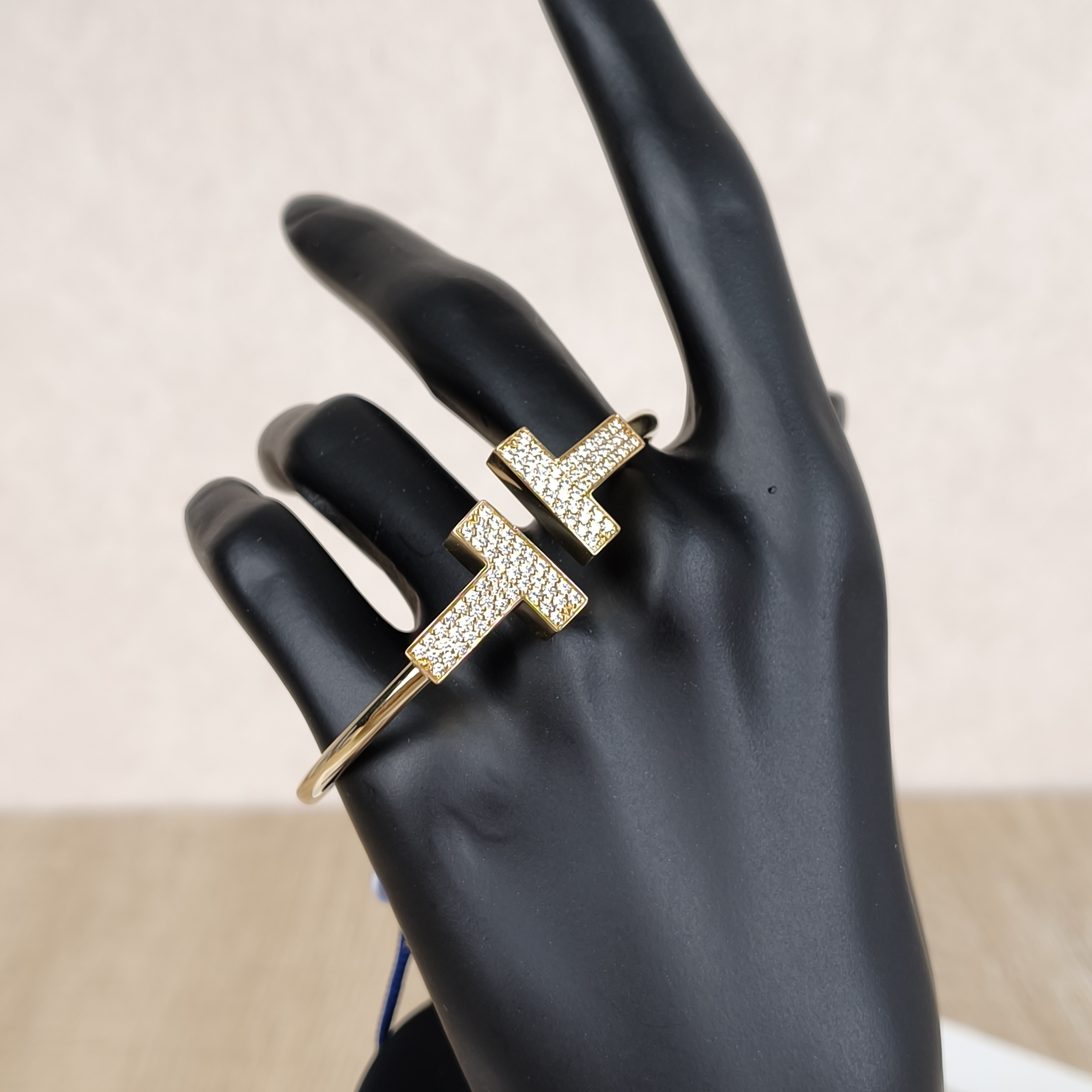 Tiffany&Co. Bangle TC ollection T Bangle Yellow Gold 18KY ellow Gold Diamond16cm — cover view 3 of 9