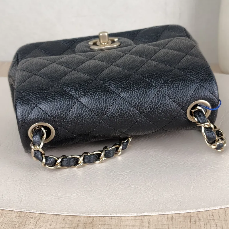 Chanel Crossbody Bag Classic Flap Mini CF Mini Black Grained Calfskin17 × 8 × 13.5 cm — detail view 13 of 14
