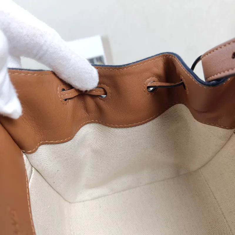 LOEWE Crossbody Bag Hammock White Canvas Mini 17 × 11 × 19.5 cm — detail view 7 of 10