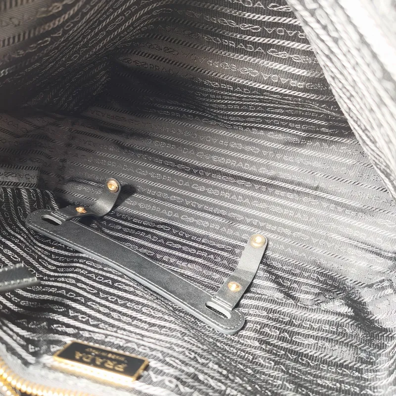 PRADA Shoulder Bag Re-Edition Black Nylon One Size 35 × 9 × 27 cm — detail view 11 of 12