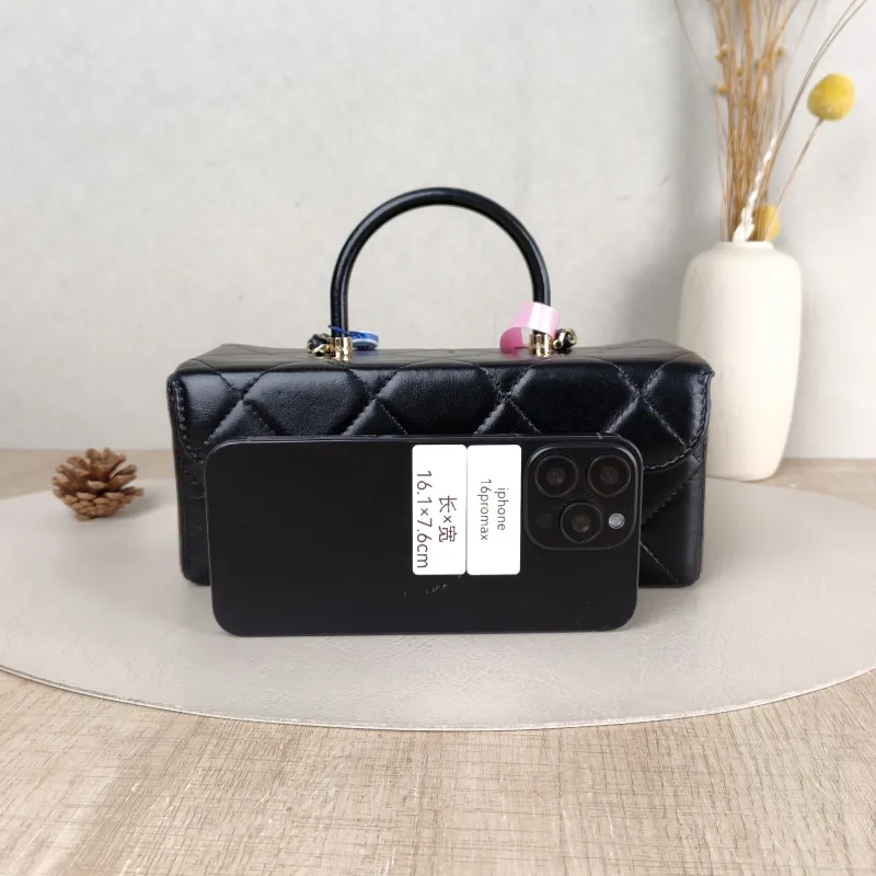Chanel Crossbody Bag Box Bag Top Handle Crossbody Bag Black Calfskin 22 × 9 × 9.5 cm — cover view 2 of 5