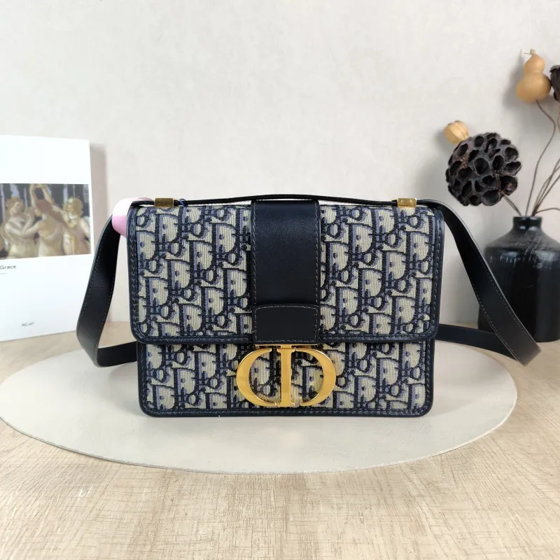 DIOR Crossbody Bag 30Montaigne 30 Edition Canvas Medium 24 × 8 × 17 cm