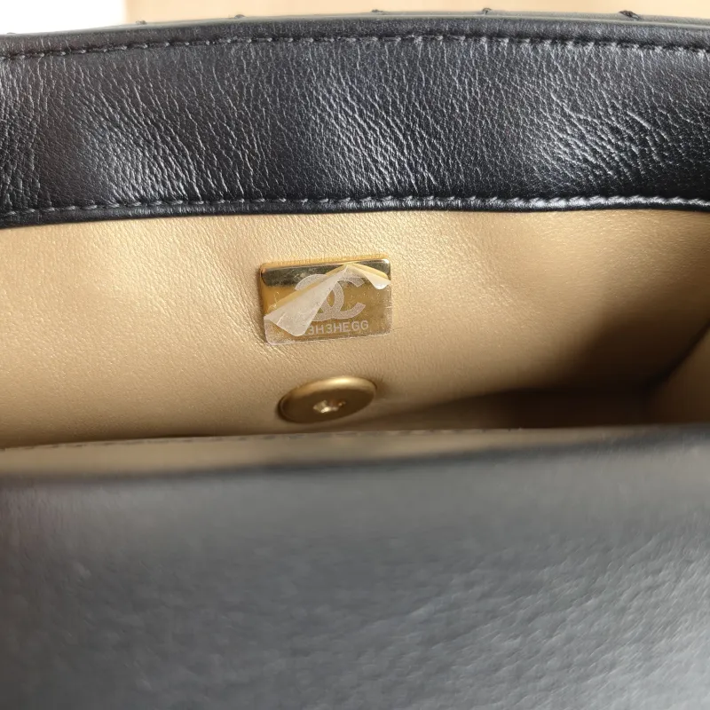 Chanel Crossbody Bag Coco Handle​Black Calfskinmini19 × 9 × 13 cm — detail view 13 of 13