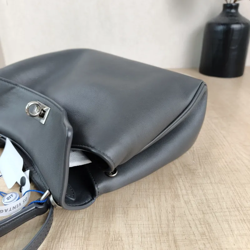BALENCIAGA Crossbody Bag RODEO Grey Calfskinmini23 × 10 × 17 cm — detail view 2 of 13