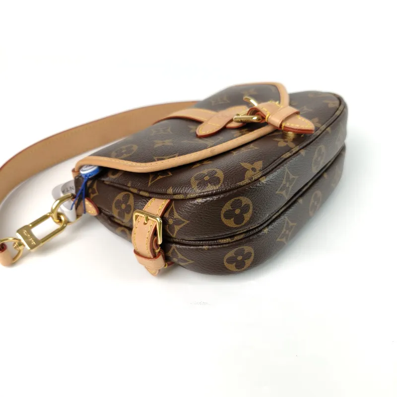 Louis Vuitton Crossbody Bag Saumur BB BB Monogram PVC BB 20 × 8 × 16 cm — cover view 3 of 11