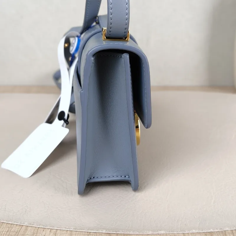 DIOR Shoulder Bag 30Montaigne 30 Calfskin Mini 15 × 4 × 11 cm — detail view 6 of 12