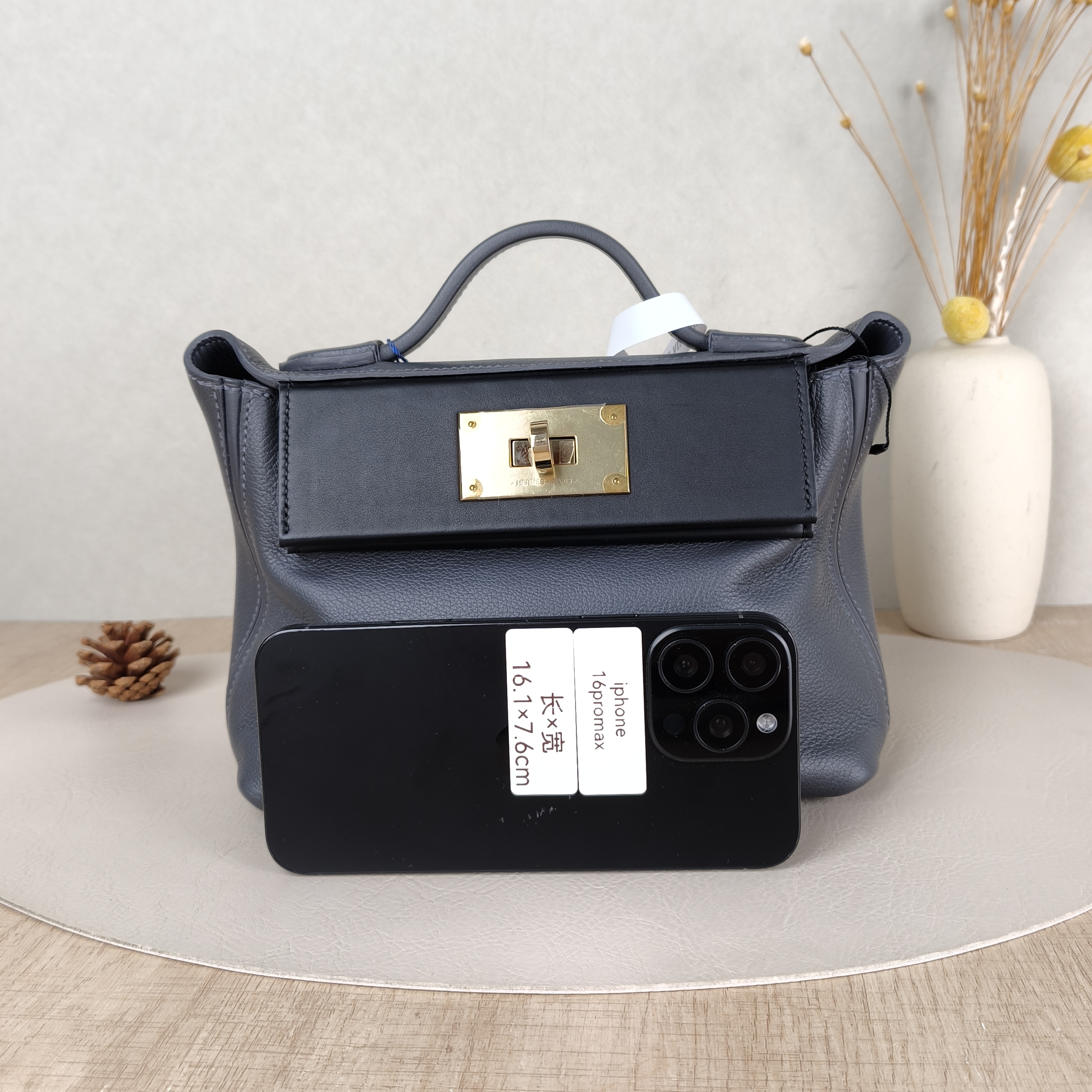 Hermès Crossbody Bag24 · 24 21 Shoulder Bag Grey Black Evercolor Calfskinmini21 × 10 × 16 cm — cover view 5 of 5