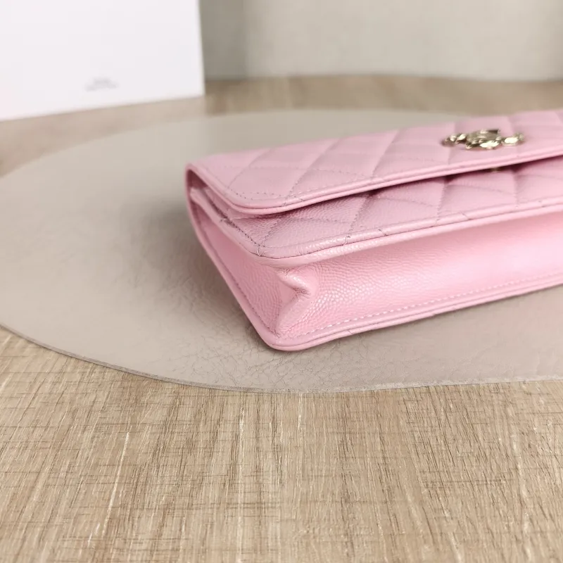 Chanel Shoulder Bag Baguette Bag Pink Calfskin One Size 22 × 3 × 10.5 cm — detail view 8 of 12