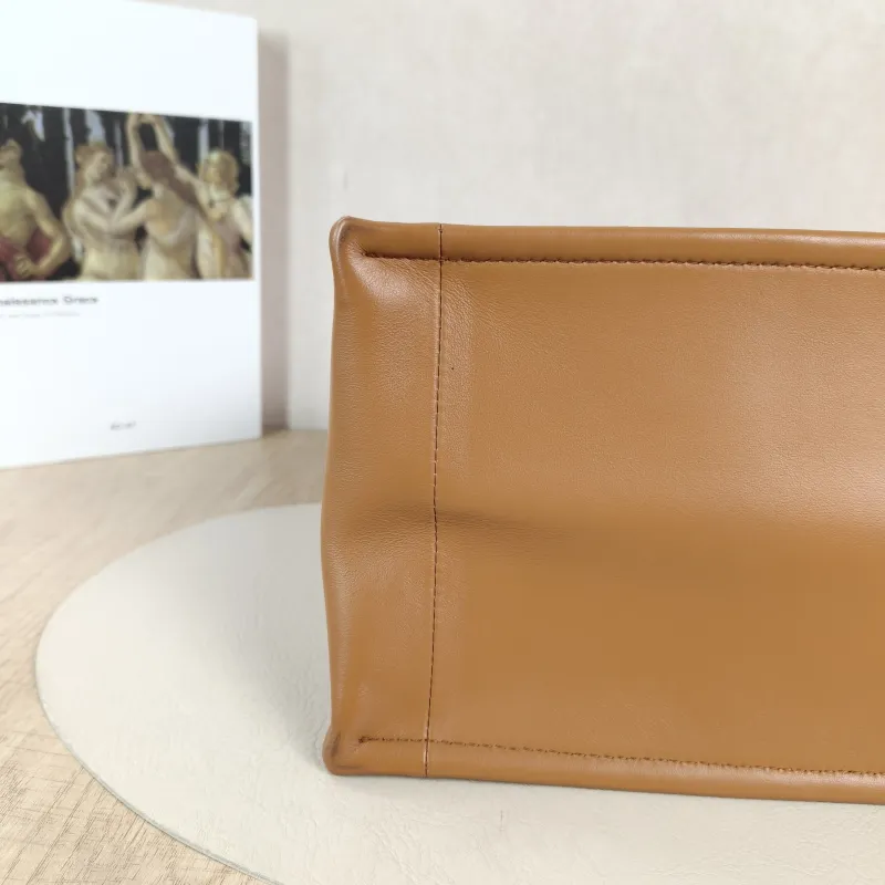 DIOR Top Handle Bag Book Tote Shoulder Strap Edition Brown Woven Small26.5 × 14 × 22 cm — detail view 10 of 11