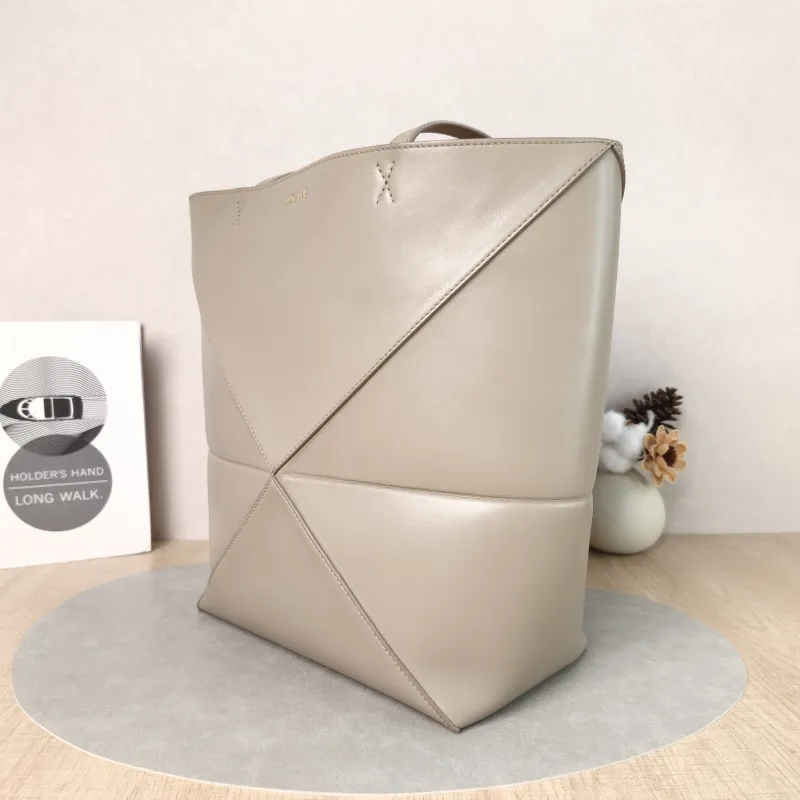 LOEWE Shoulder Bag Puzzle Fold Shopping Tote Grey Calfskin Medium 25.5 × 14.5 × 31.5 cm — cover view 5 of 5