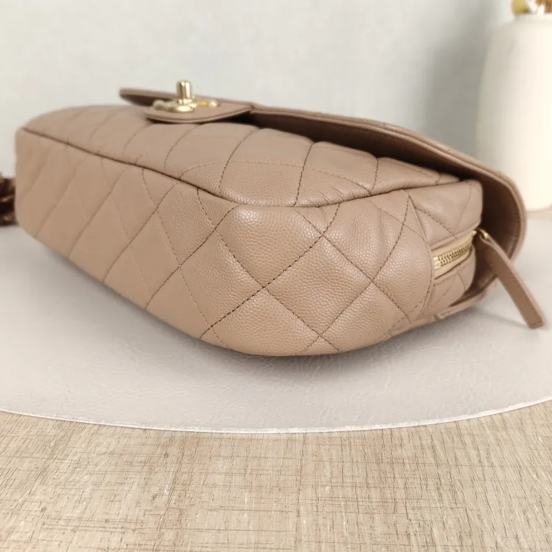 Chanel Crossbody Bagcf Collection Crossbody Bag Taupe Calfskin One Size26 × 6 × 17 cm — detail view 2 of 13