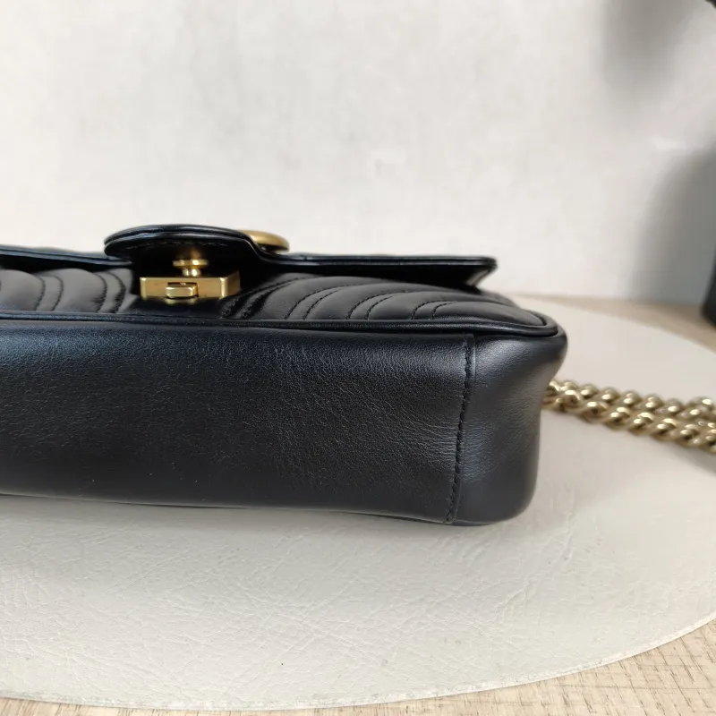 GUCCI Crossbody Bag GG Marmont Small Marmont 22 Black CC alfskin Small 22 × 6 × 13 cm — detail view 3 of 11