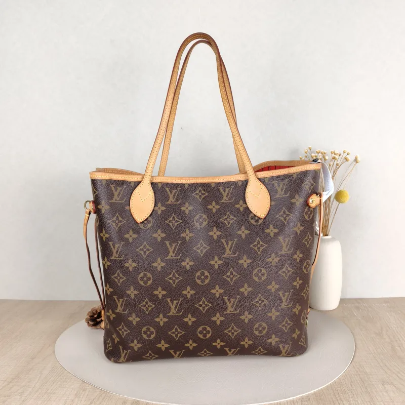Louis Vuitton Shoulder Bag Neverfull Monogram PVC Medium 31 × 14 × 28 cm — cover view 5 of 6