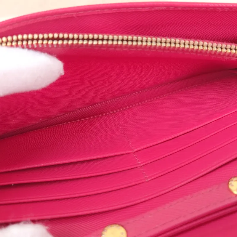 PRADA Shoulder Bag Shoulder Bagwoc Pink Calfskin 21 × 2.5 × 10.5 cm Conditioned — detail view 4 of 12