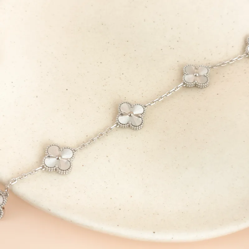 Van Cleef & Arpels Bracelet Alhambra Alhambra Collection Five-Motif Bracelet White Gold 18KW hite Gold Vintage Small 19cm — cover view 3 of 8
