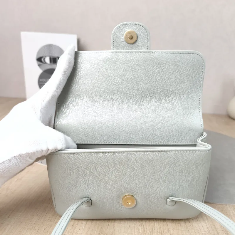 Chanel Shoulder Bag 26p preppy coco Green Grained Calfskin Mini 17 × 5 × 11.5 cm — detail view 11 of 11