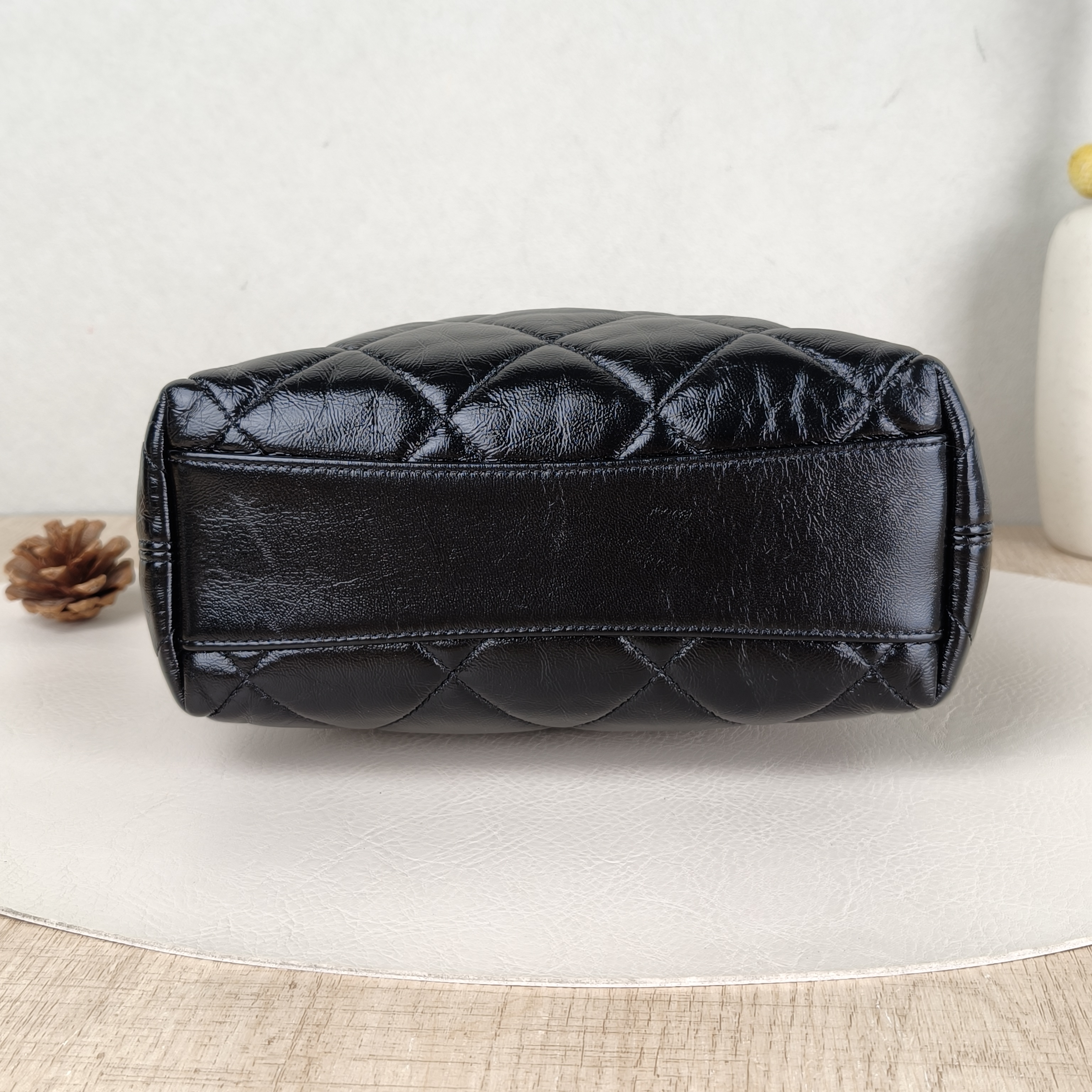 Chanel Shoulder Bag Hobo Black Lambskin Small22.5 × 8.5 × 19.5 cm — cover view 2 of 5