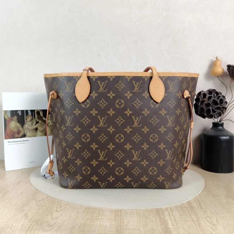 Louis Vuitton Shoulder Bag Neverfull Monogram PVC Medium31 × 14 × 28 cm